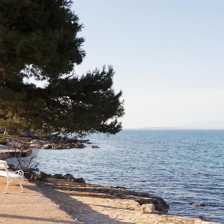 Stari Dvor Отель Углян