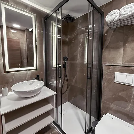 Stari Dvor Hotell Ugljan