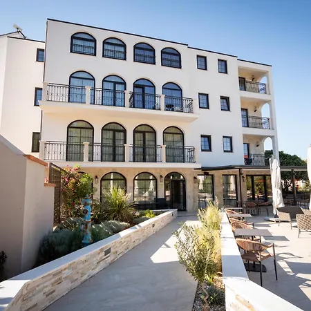 Hotel Stari Dvor
