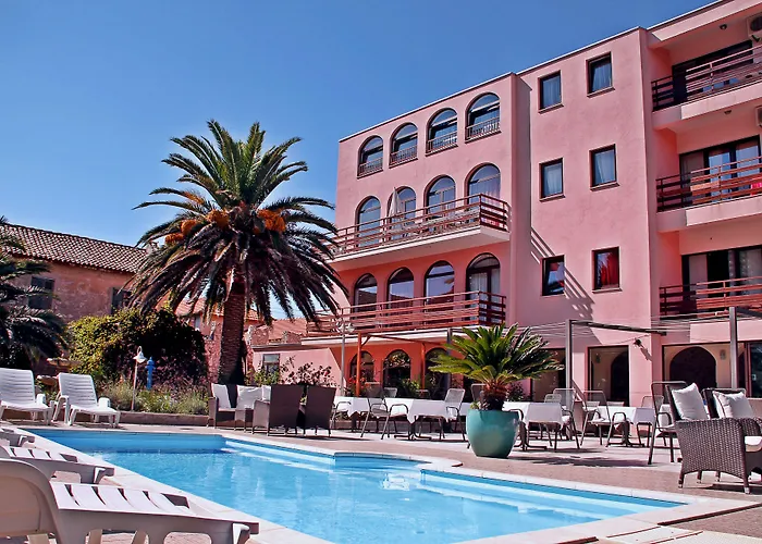 Stari Dvor Hotel