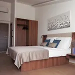 酒店 Stari Dvor 乌格连