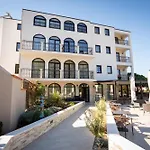 Hotel Stari Dvor