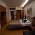 Stari Dvor מלון אוגייאן