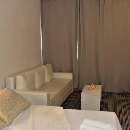 Stari Dvor Hotel Ugljan