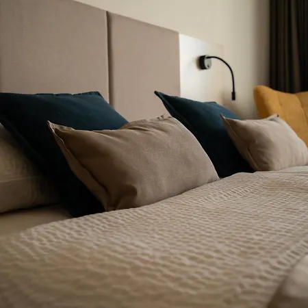 Stari Dvor Hotel
