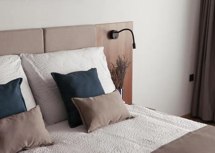 Stari Dvor Szálloda 3*