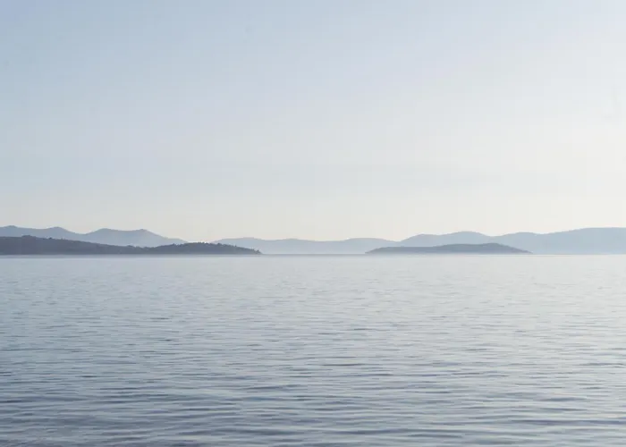 Stari Dvor 3* Ugljan