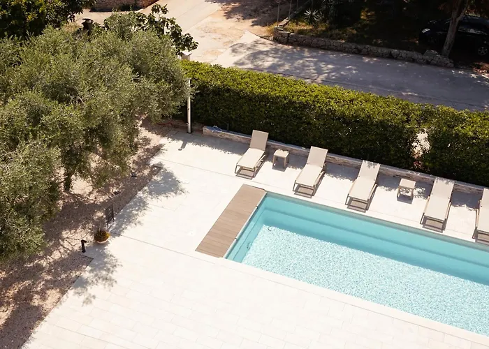 Stari Dvor Szálloda 3*